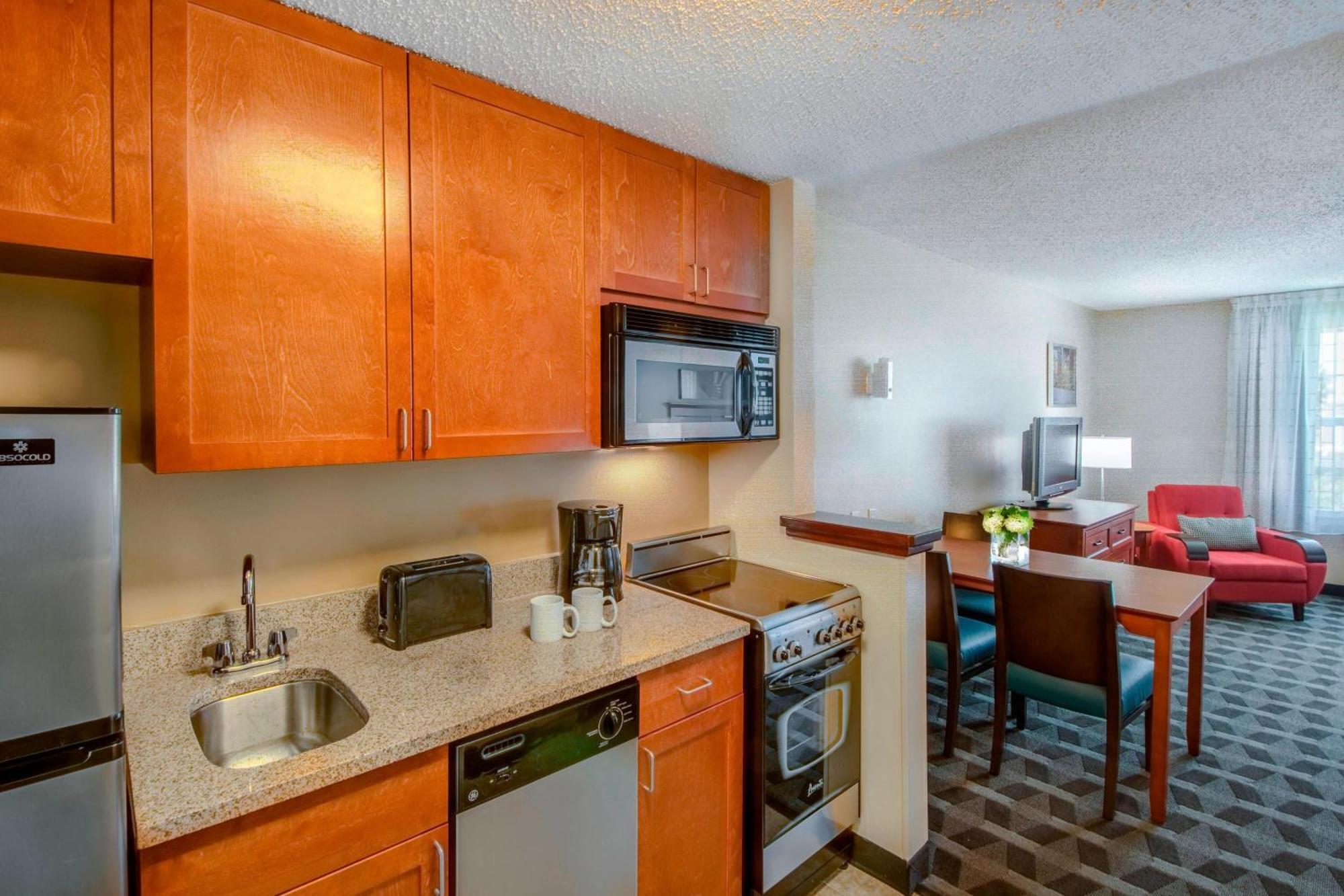 Towneplace Suites By Marriott Baltimore BWI Airport Линтикам Экстерьер фото