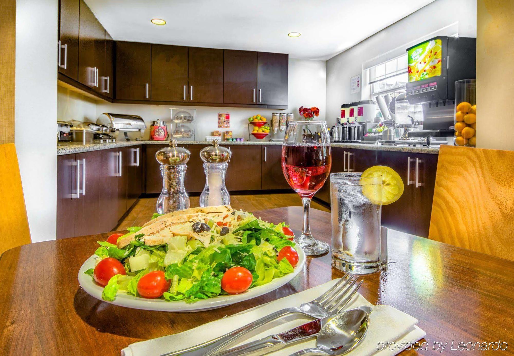 Towneplace Suites By Marriott Baltimore BWI Airport Линтикам Экстерьер фото