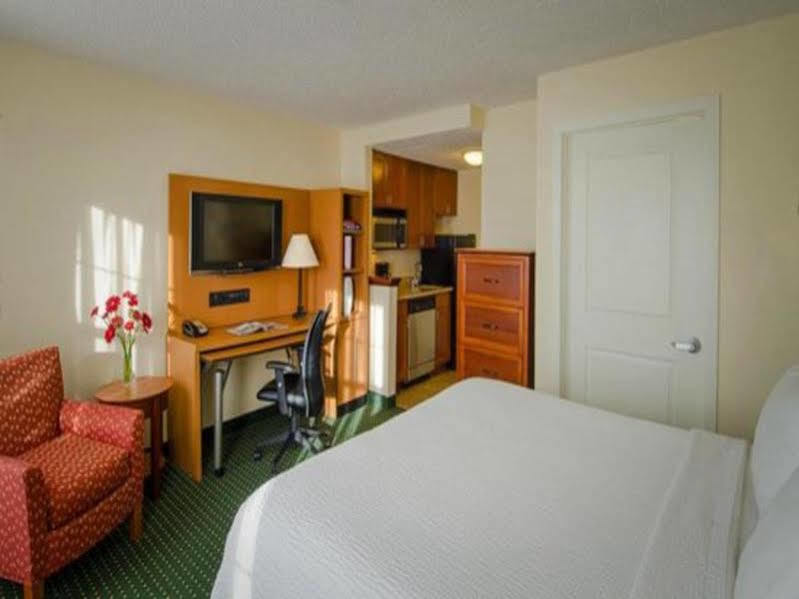 Towneplace Suites By Marriott Baltimore BWI Airport Линтикам Экстерьер фото